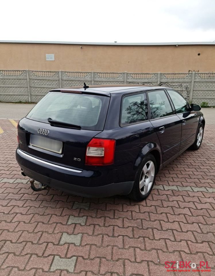 2002' Audi A4 Avant photo #6