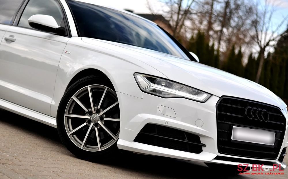 2018' Audi A6 Avant photo #2