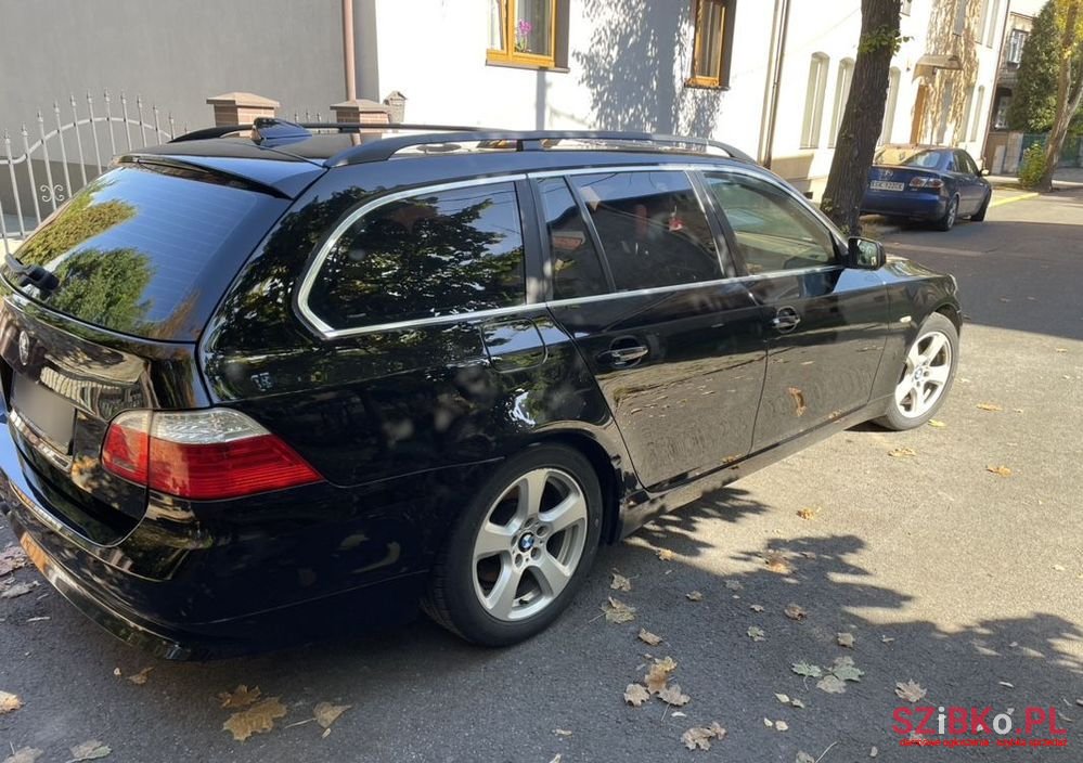 2009' BMW 5 Series 525D Xdrive Touring photo #6