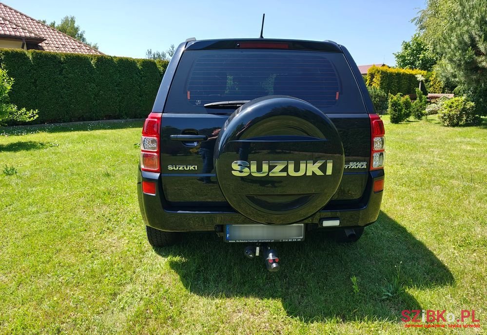 2005' Suzuki Grand Vitara 2.0 photo #3