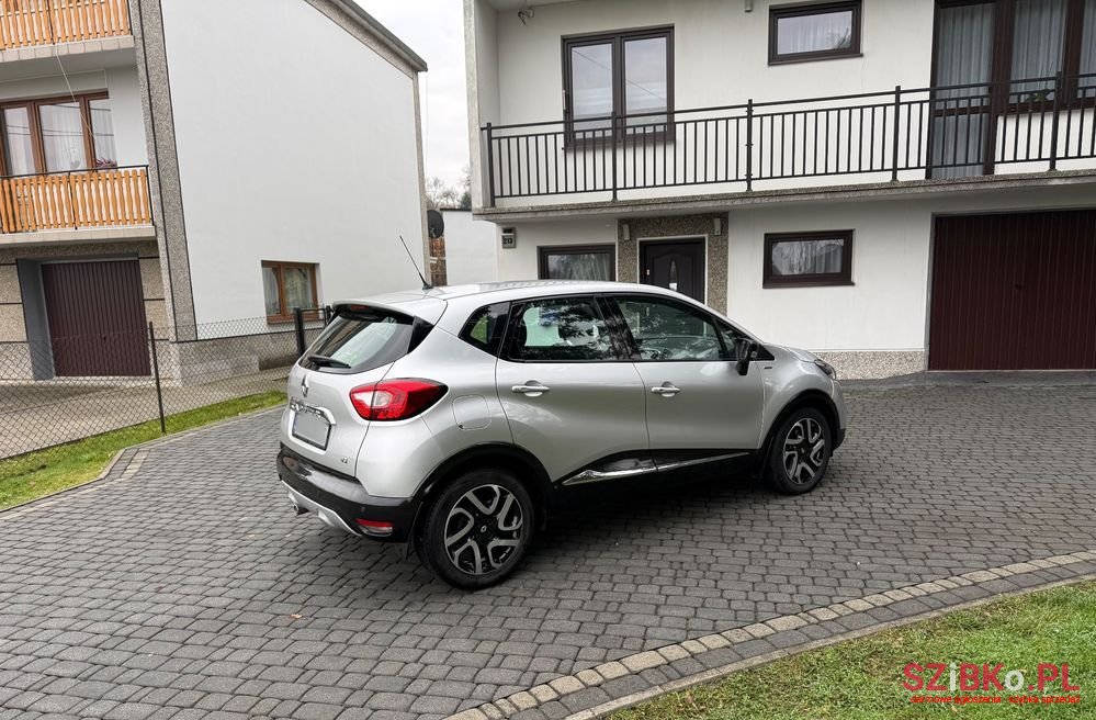 2015' Renault Captur photo #5