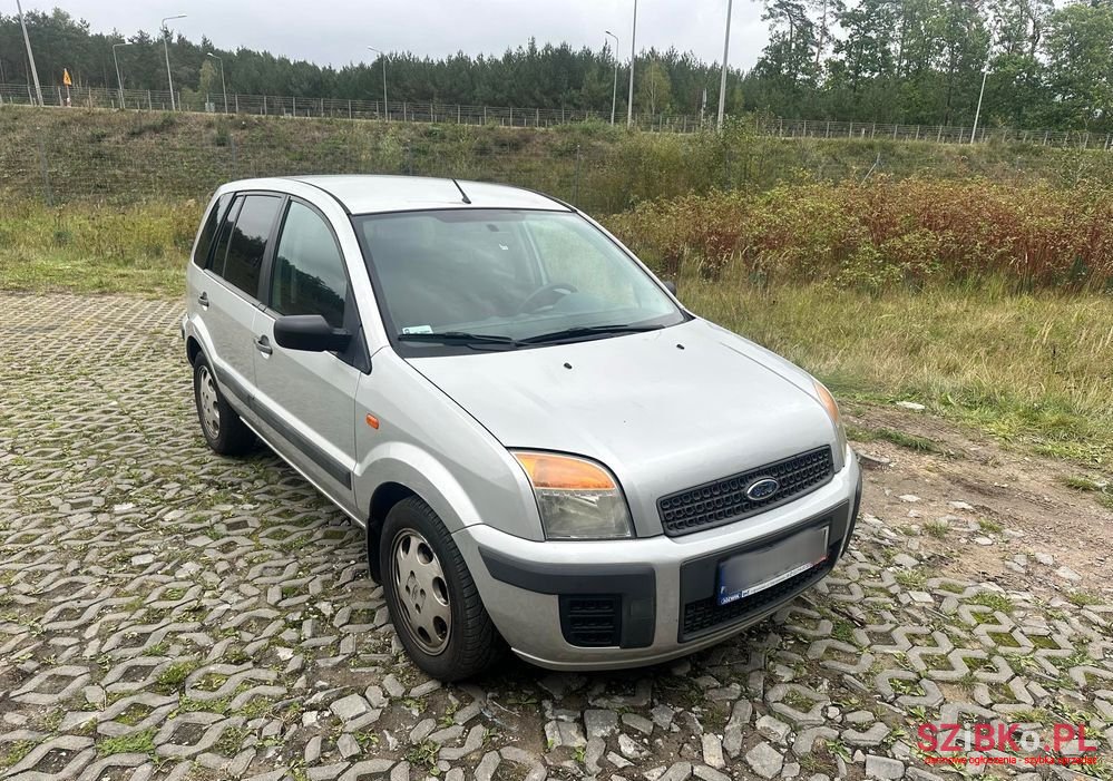 2006' Ford Fusion photo #1