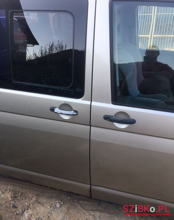 2004' Volkswagen Transporter photo #4