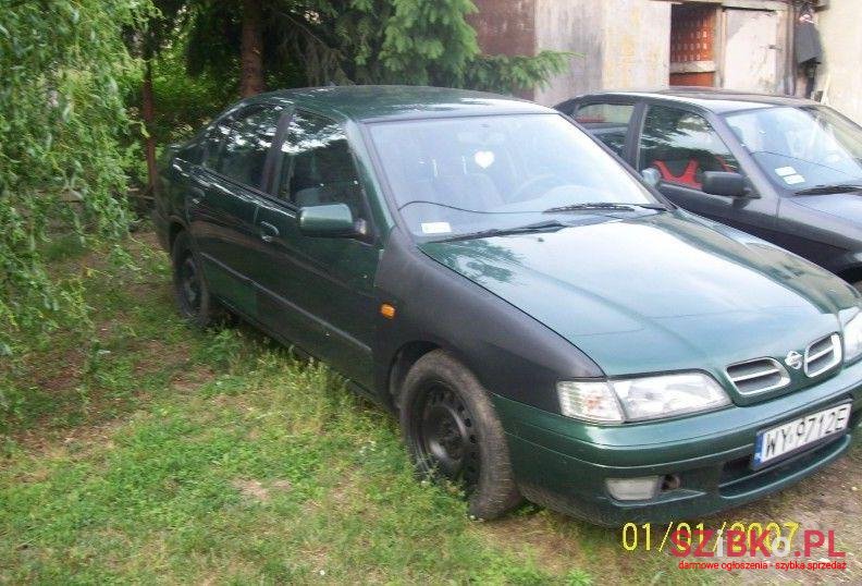 1999' Nissan Primera photo #2
