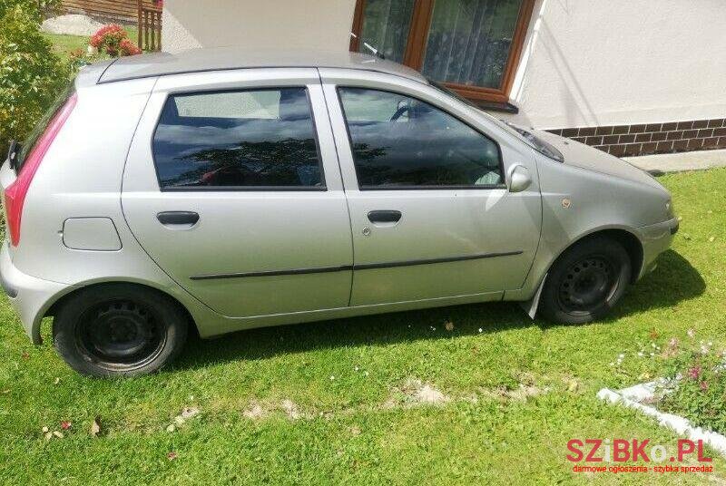 2001' Fiat Punto photo #1