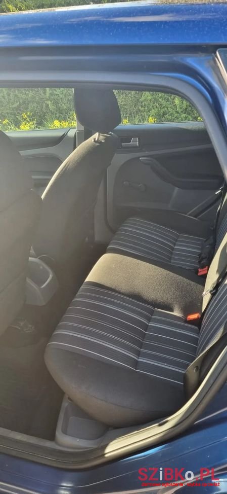 2008' Ford Focus photo #4