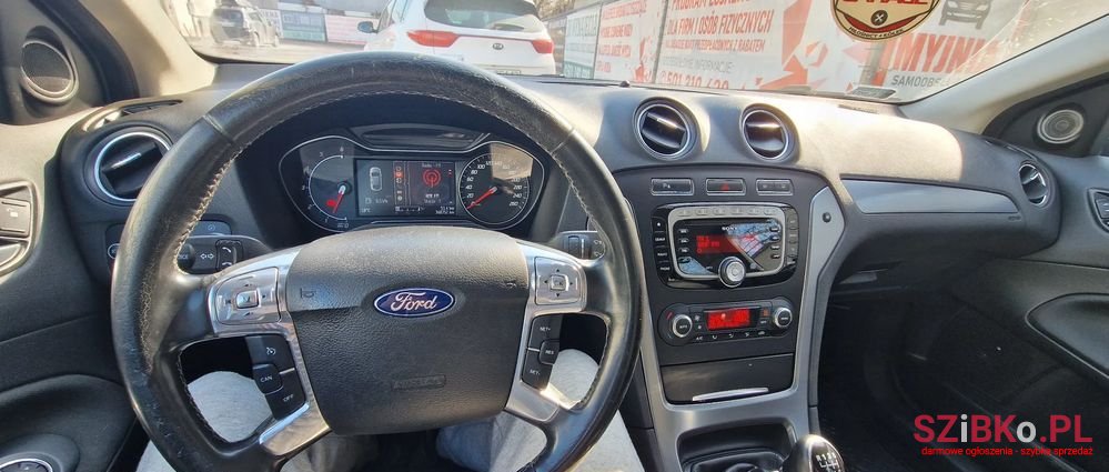 2010' Ford Mondeo 2.0 Tdci Titanium photo #6