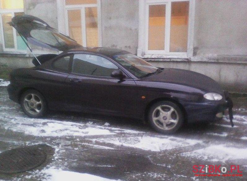 1996' Hyundai Coupe photo #2