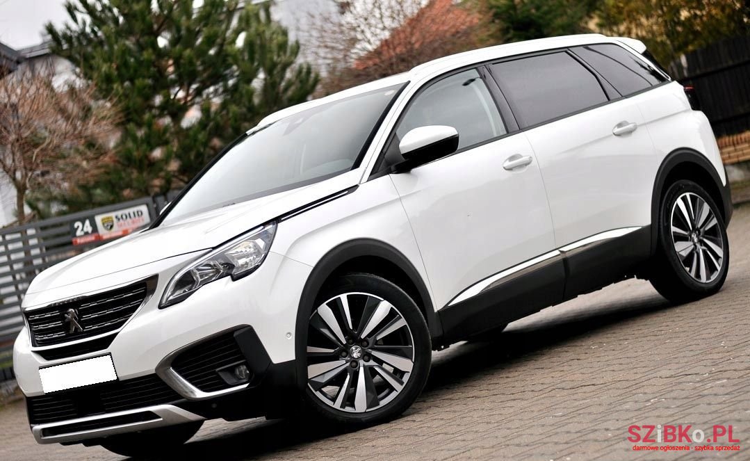 2018' Peugeot 5008 photo #2