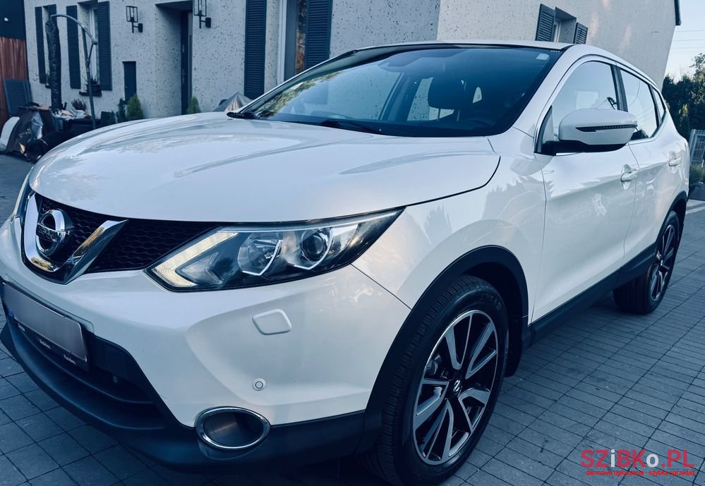 2014' Nissan Qashqai photo #2