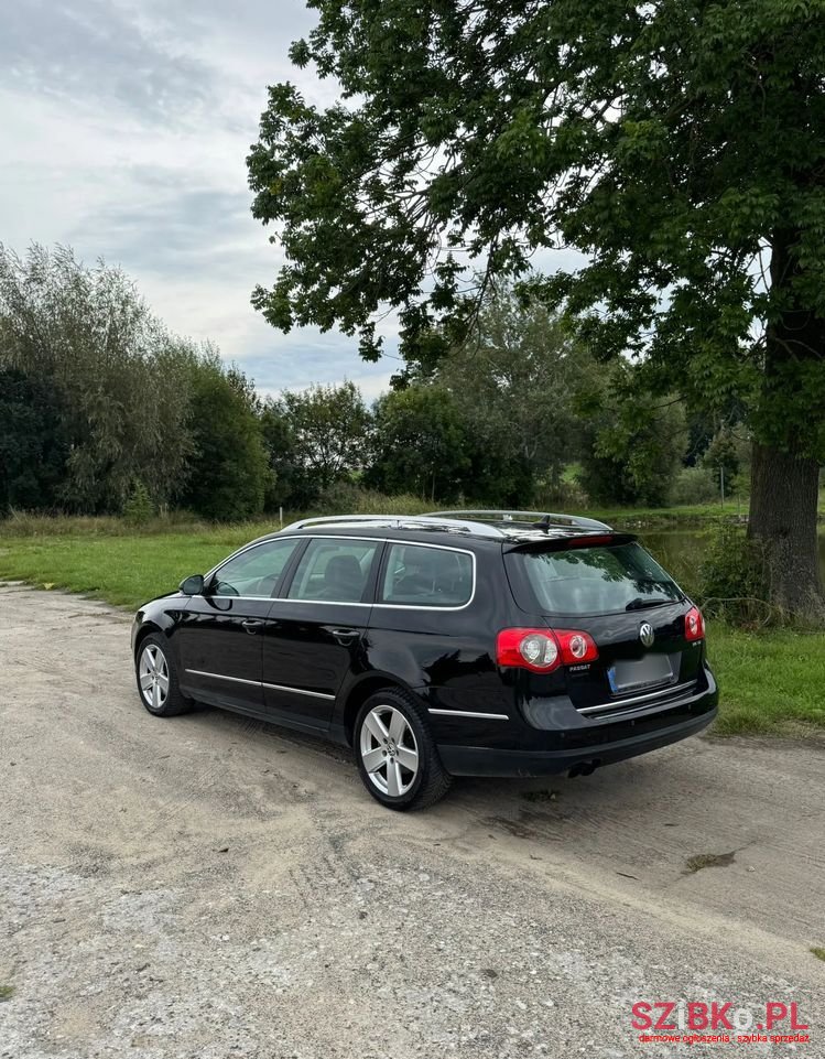 2007' Volkswagen Passat 2.0 Tdi Highline photo #3
