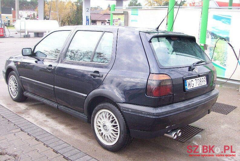 1997' Volkswagen Golf photo #2