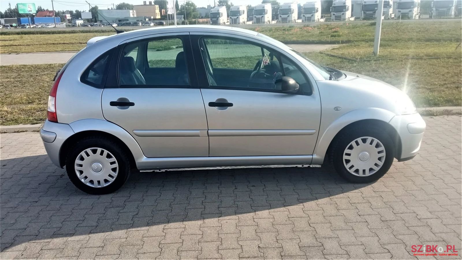 2008' Citroen C3 photo #4