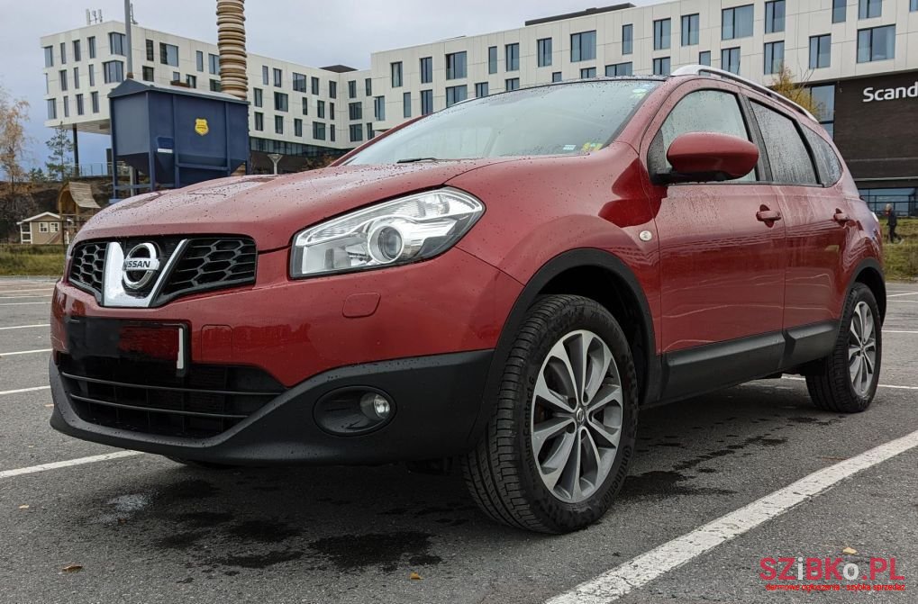 2012' Nissan Qashqai Tekna photo #3