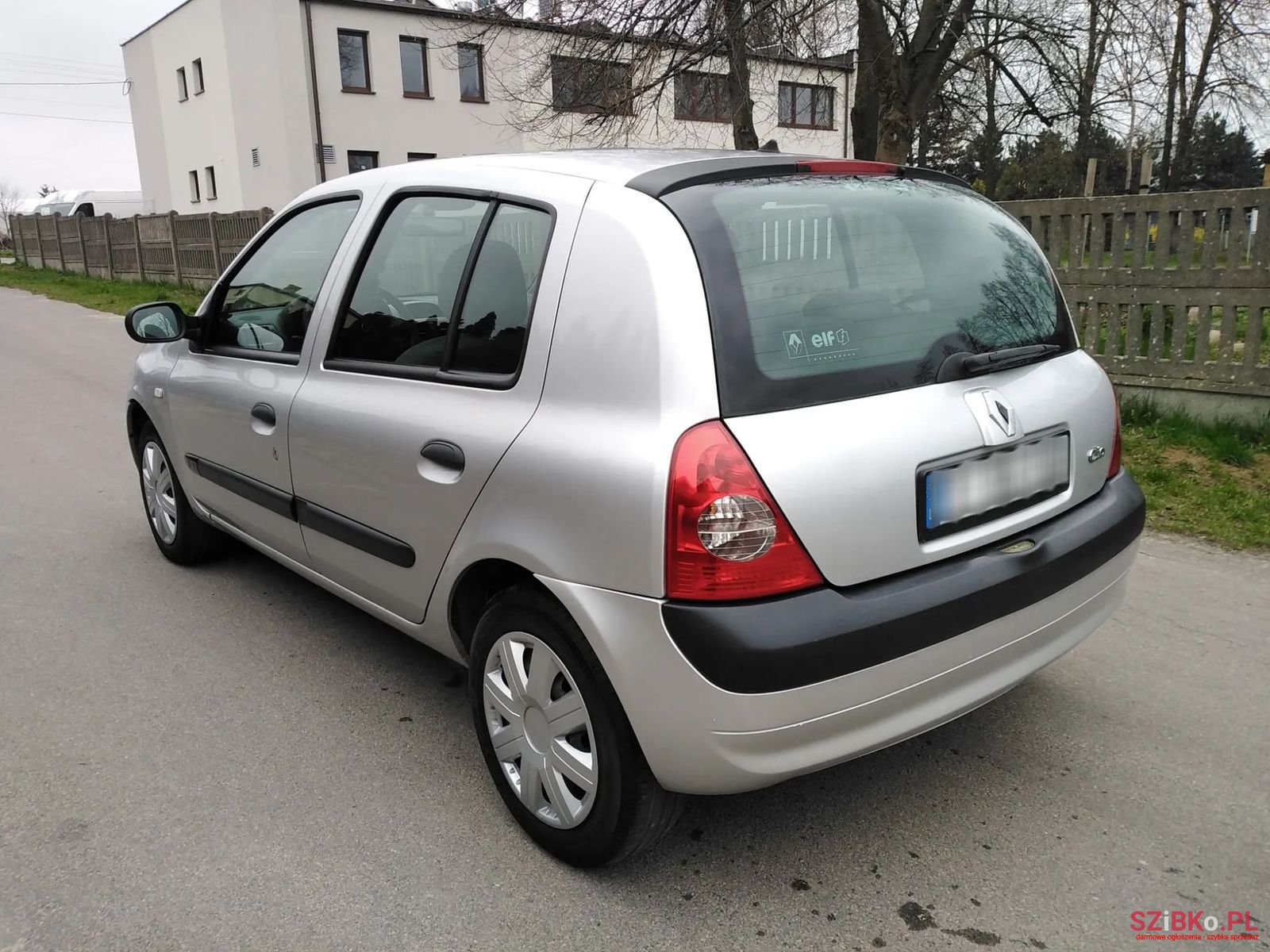 2005' Renault Clio photo #6