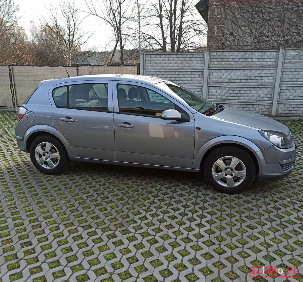 2005' Opel Astra Iii 1.6 Enjoy photo #4