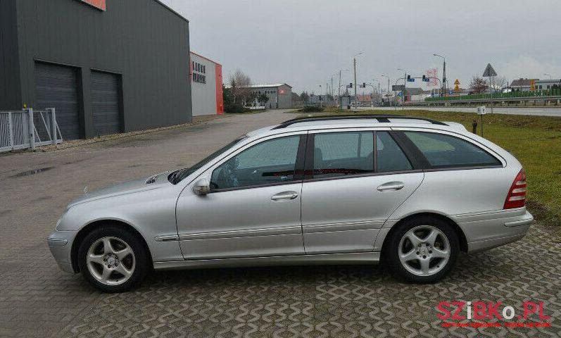 2001' Mercedes-Benz Klasa C photo #1