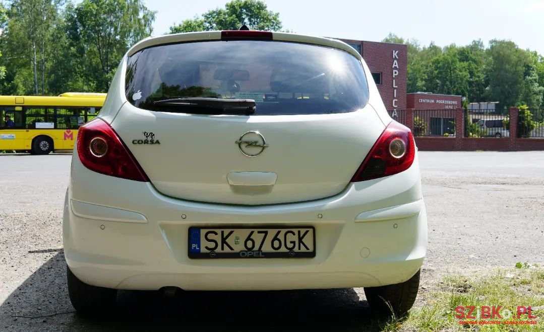 2010' Opel Corsa photo #6