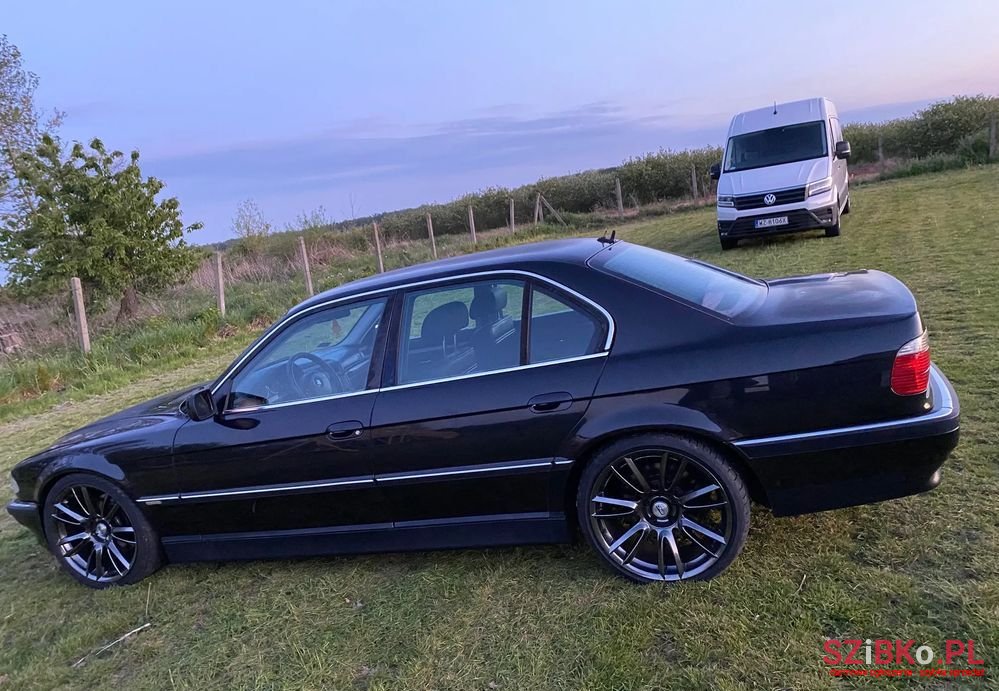 2000' BMW 7 Series 750I photo #2