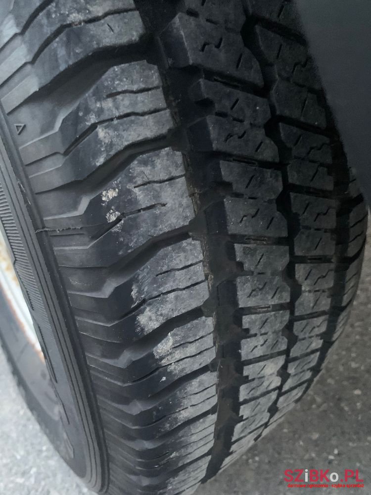 2004' Nissan Navara photo #5