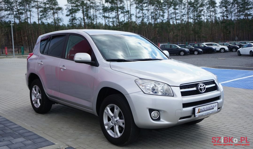 2009' Toyota RAV4 photo #2