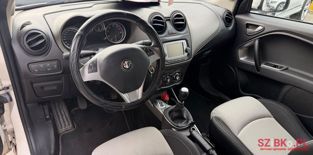 2013' Alfa Romeo MiTo photo #5