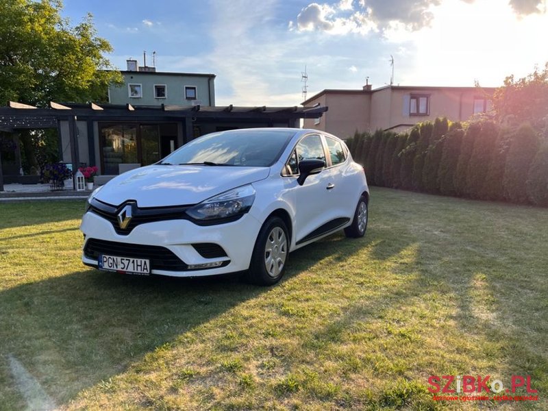 2017' Renault Clio photo #1