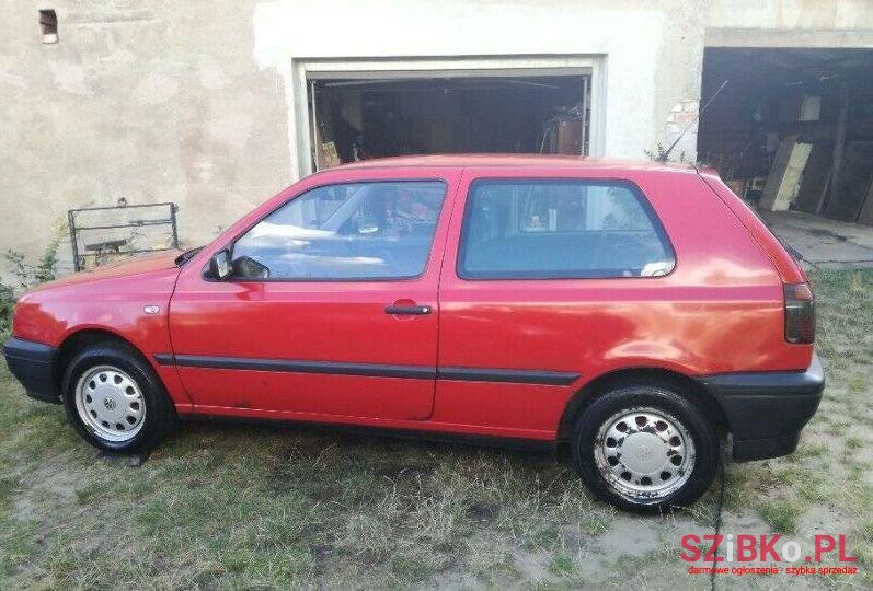 1995' Volkswagen Golf photo #1