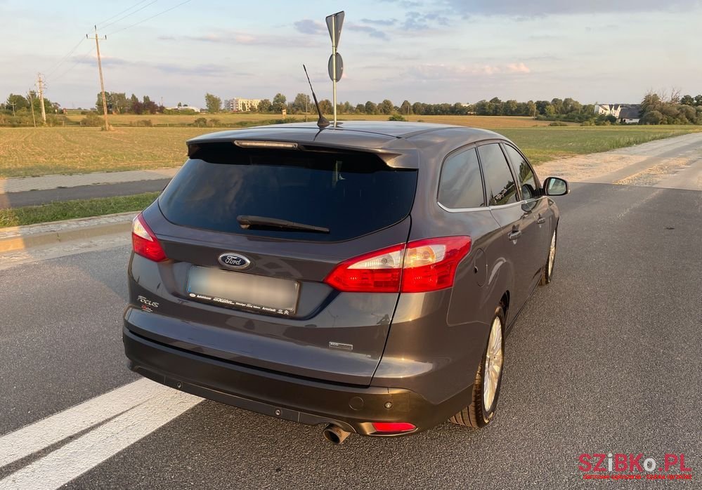 2012' Ford Focus photo #5