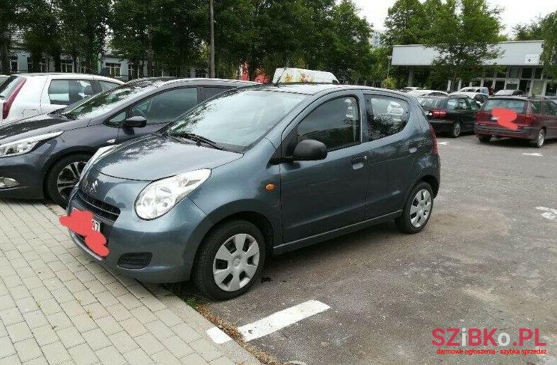 2011' Suzuki photo #1