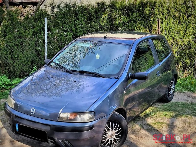 2001' Fiat Punto photo #1
