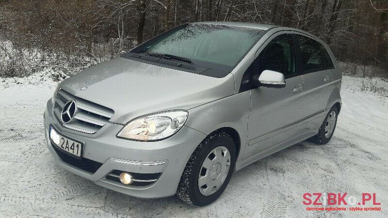 2011' Mercedes-Benz B160 photo #1