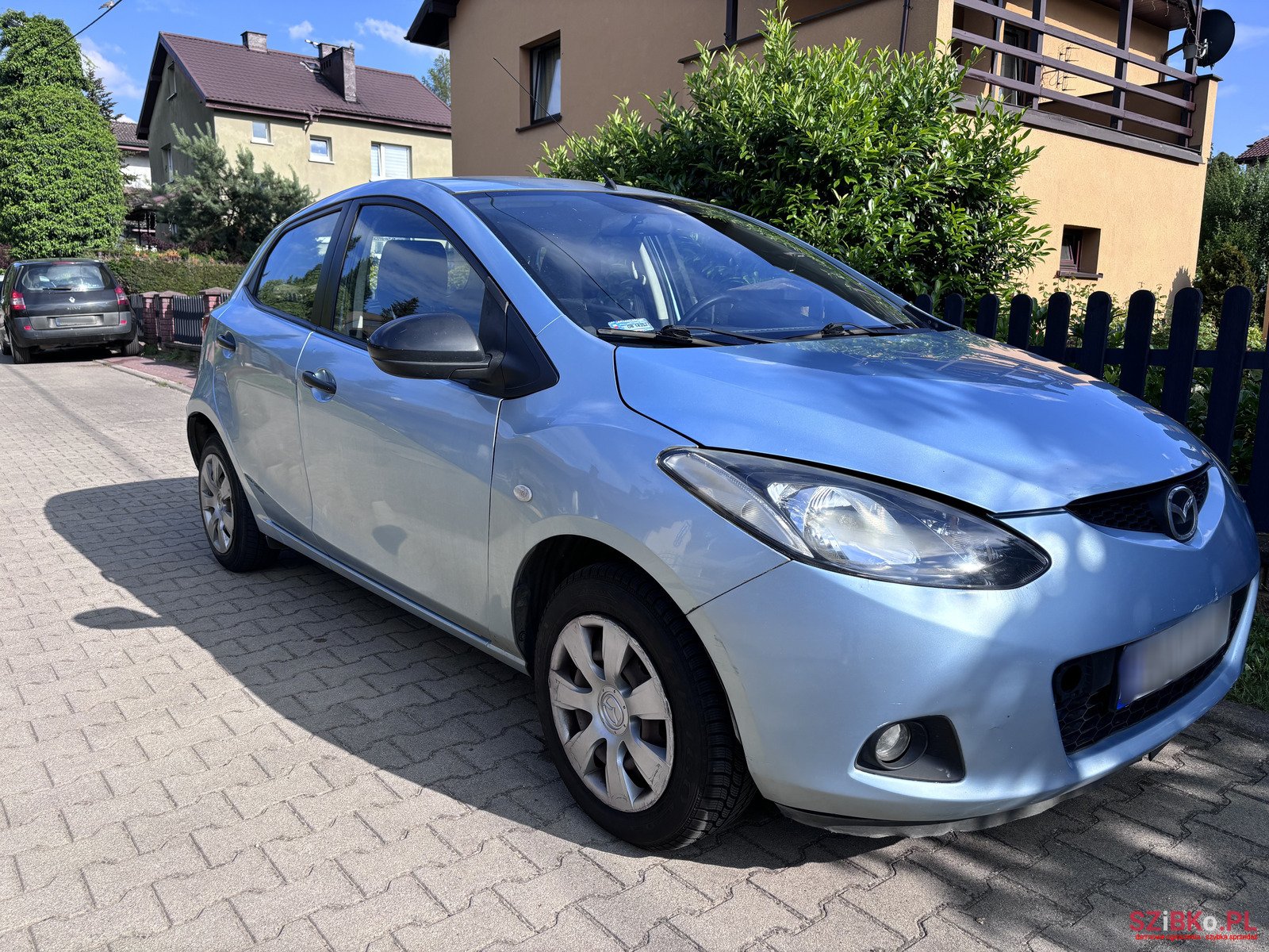 2009' Mazda 2 photo #1