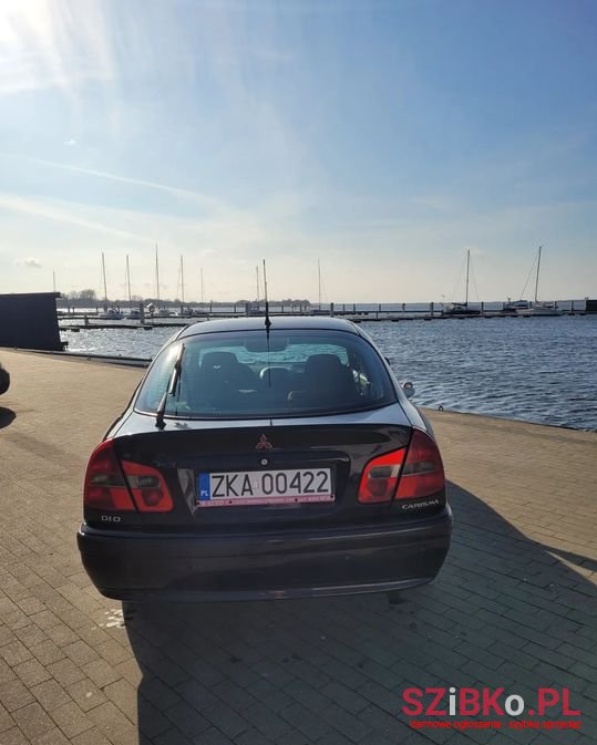 2001' Mitsubishi Carisma photo #4