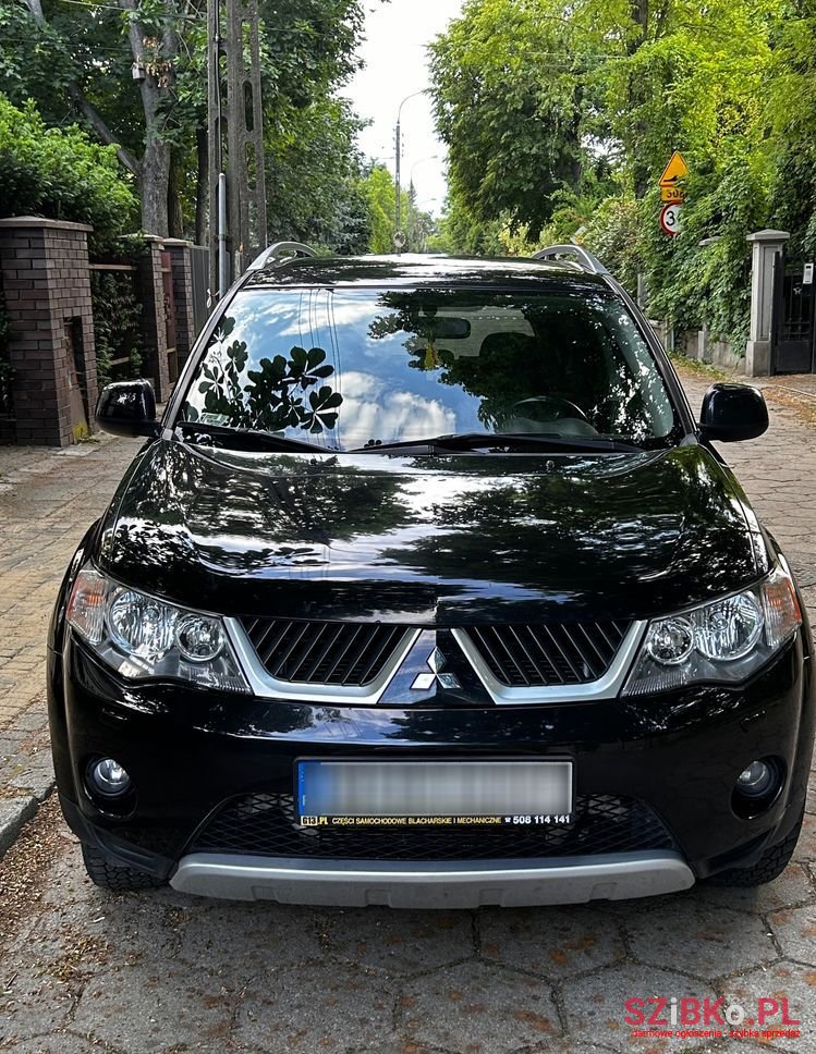 2009' Mitsubishi Outlander 2.0 Did Instyle photo #3