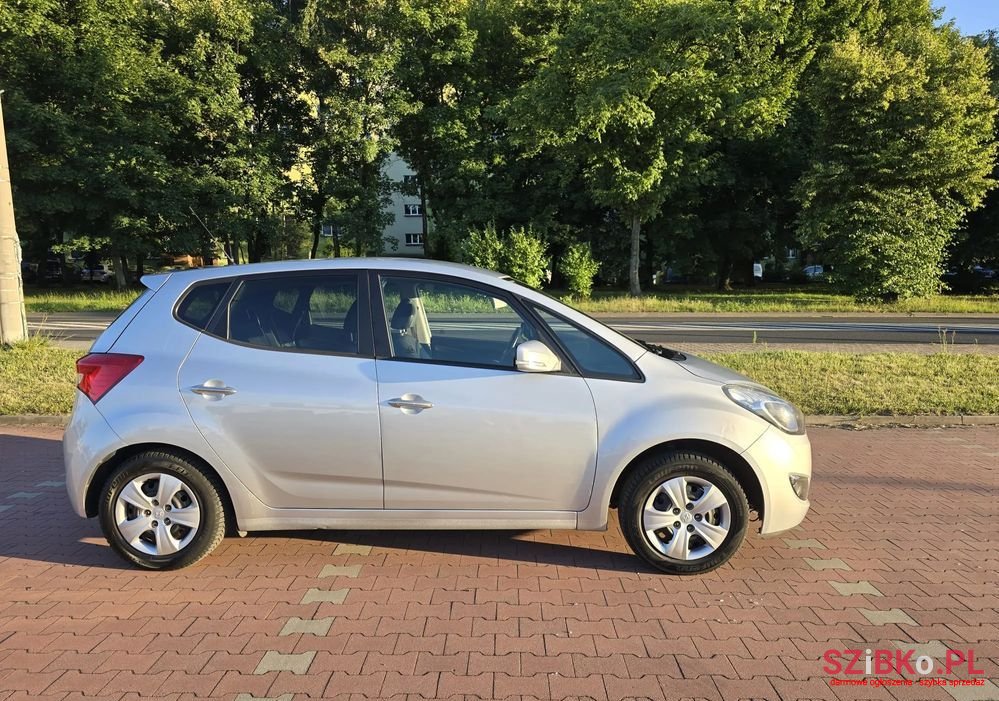 2012' Hyundai ix20 1.4 Premium photo #1