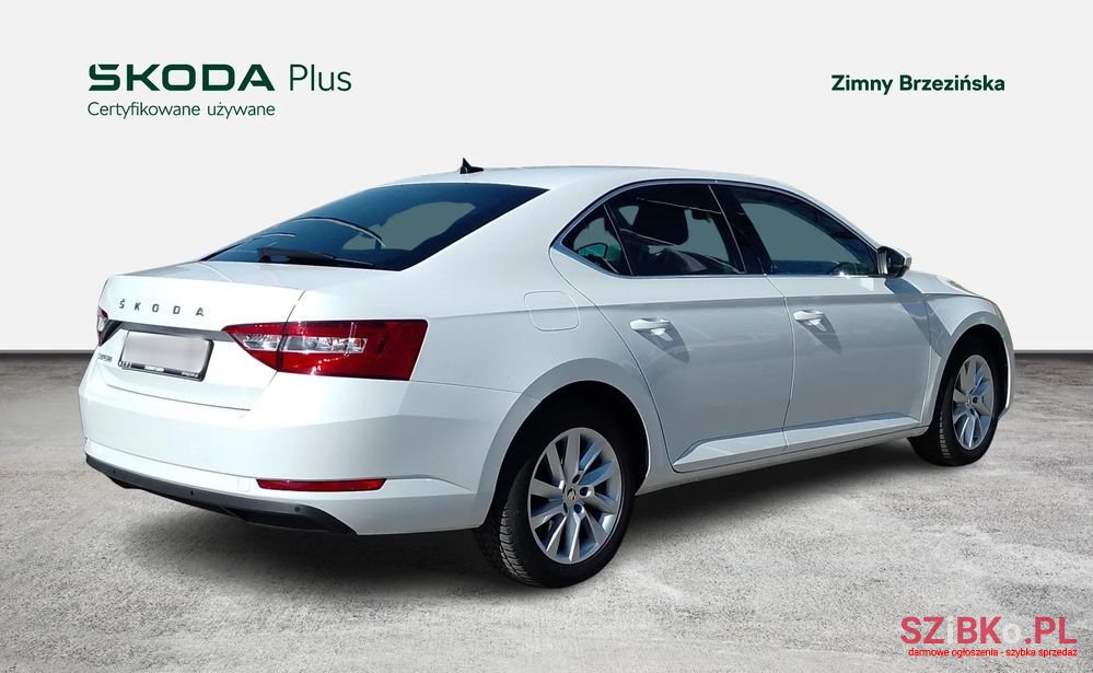 2023' Skoda Superb photo #5