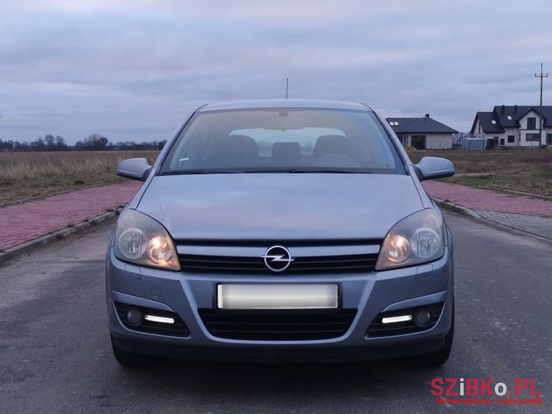 2004' Opel Astra Ii 1.6 Start photo #2