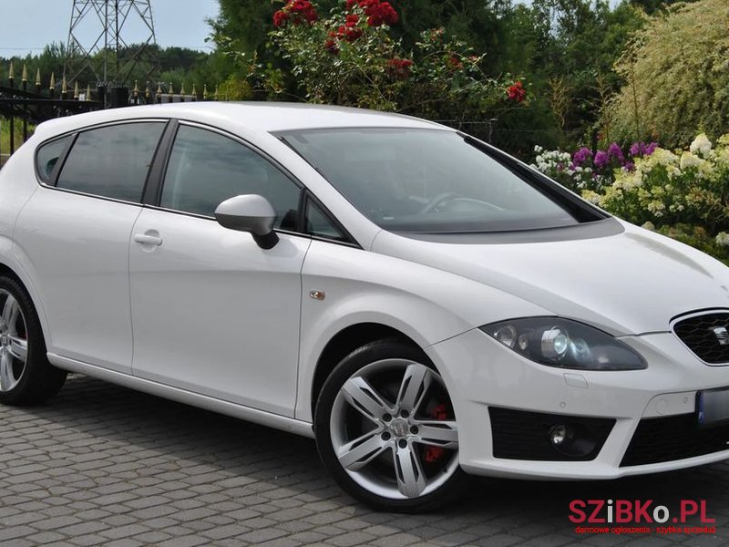 2011' SEAT Leon 2.0 Tdi Fr photo #3