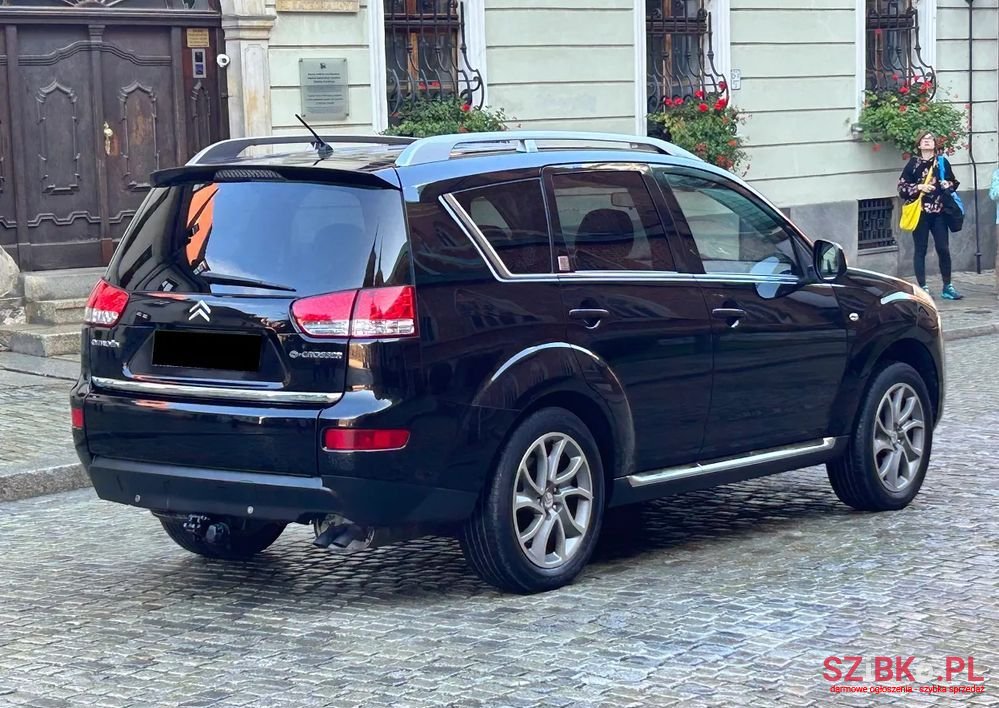 2008' Citroen C-Crosser photo #6