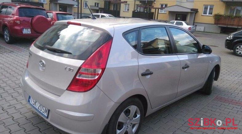 2010' Hyundai I30 photo #1