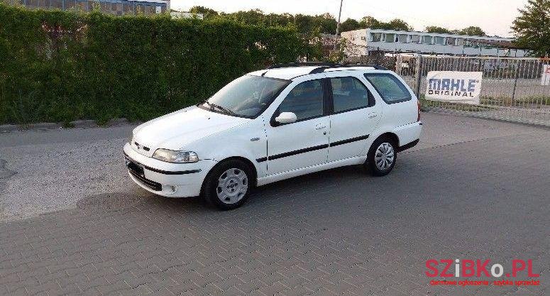 2002' Fiat Palio photo #2
