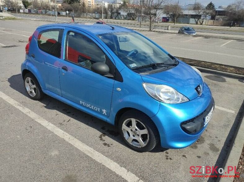 2006' Peugeot 107 photo #1