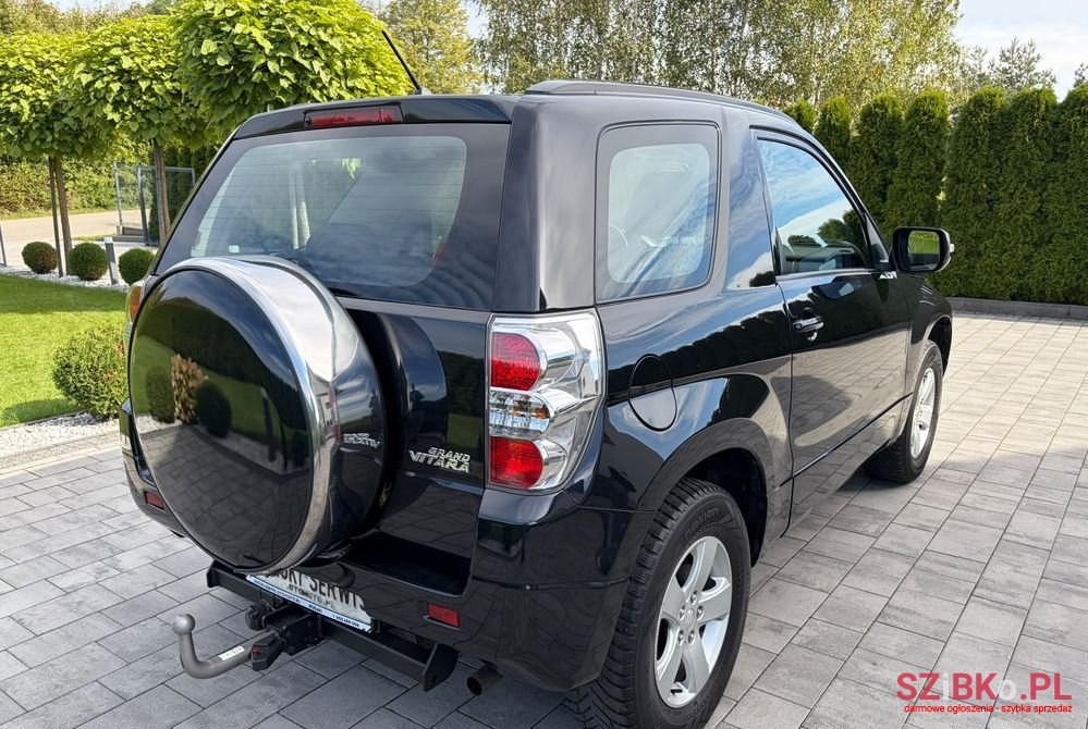 2012' Suzuki Grand Vitara photo #5