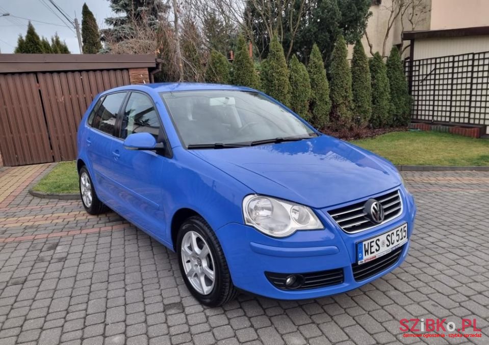 2006' Volkswagen Polo photo #4
