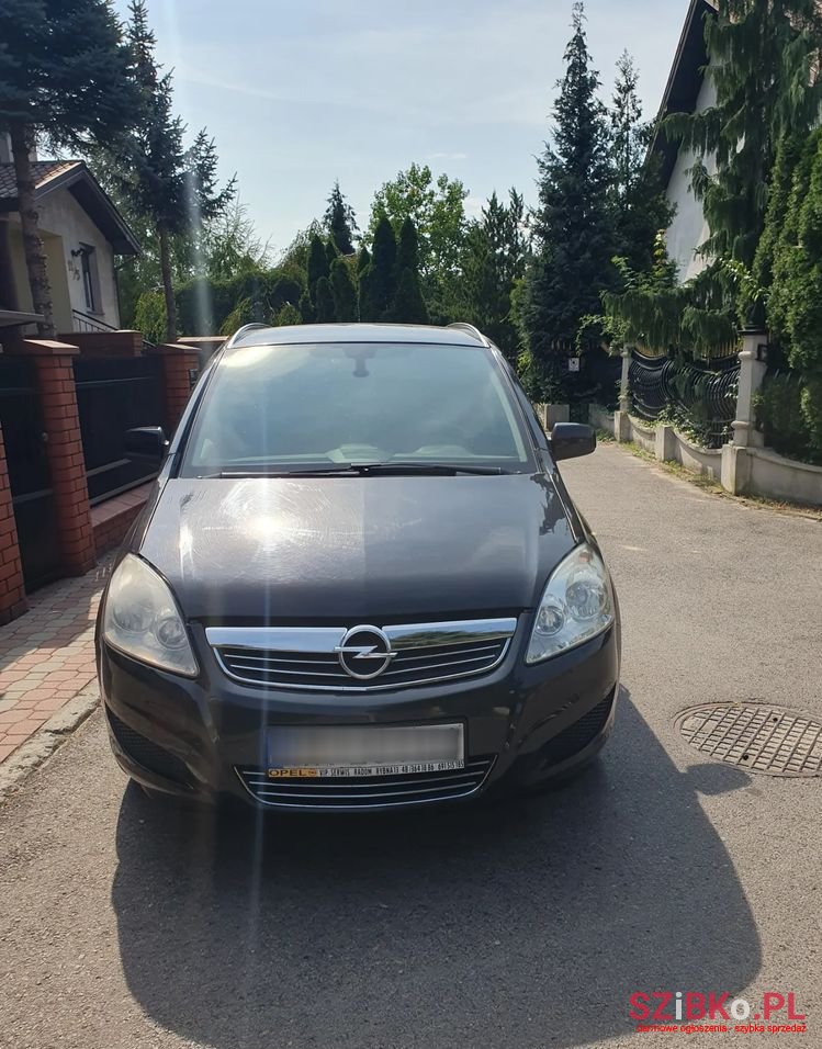 2009' Opel Zafira photo #5