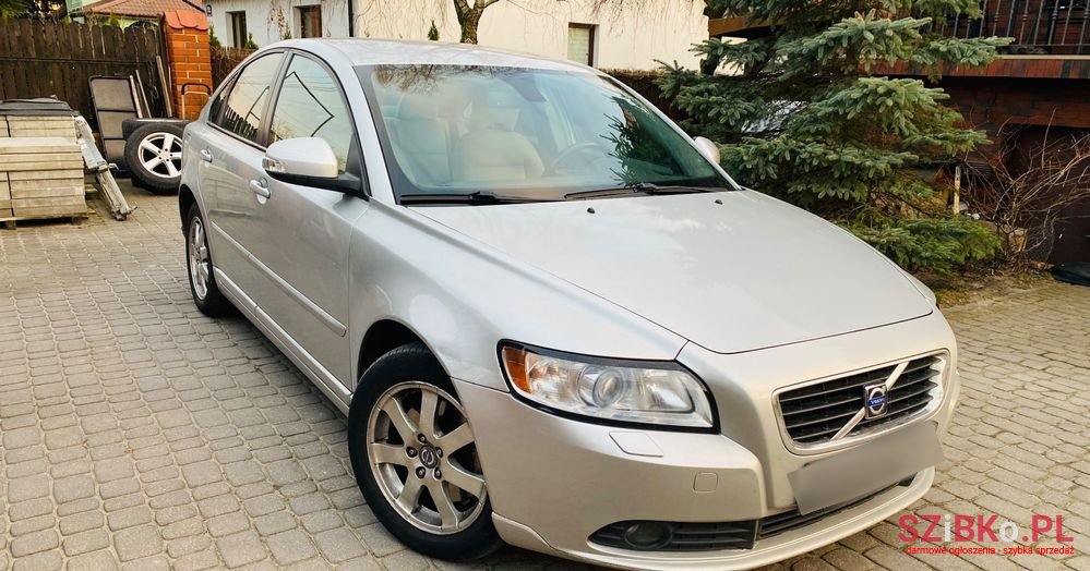 2010' Volvo S40 photo #4