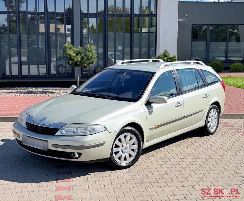 2004' Renault Laguna photo #5