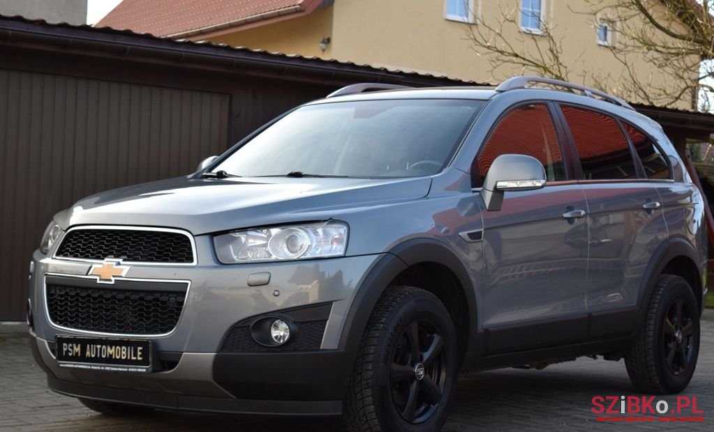 2013' Chevrolet Captiva photo #1