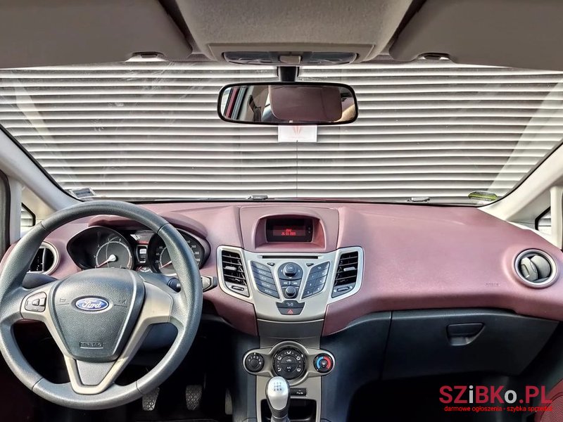 2009' Ford Fiesta 1.25 Titanium photo #6